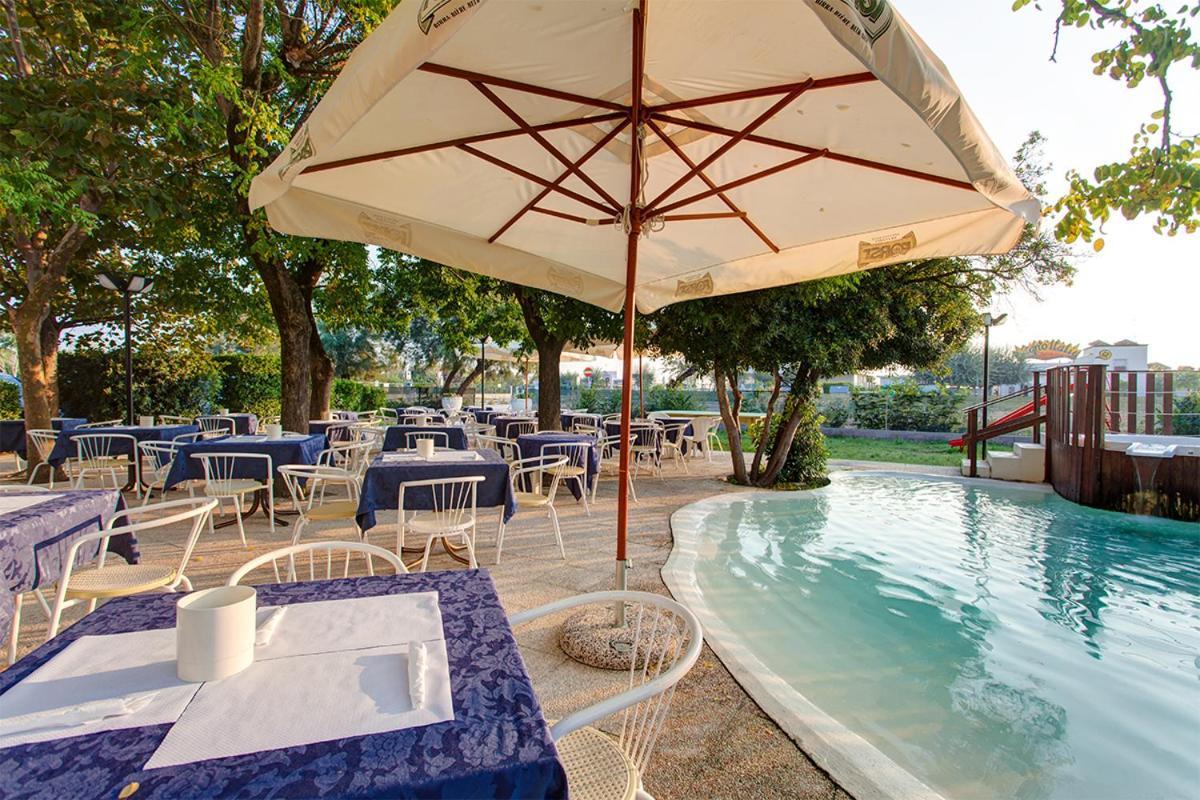 Hotel Eritrea Cesenatico Ngoại thất bức ảnh